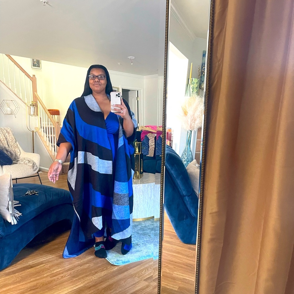 Wrap shades of blue